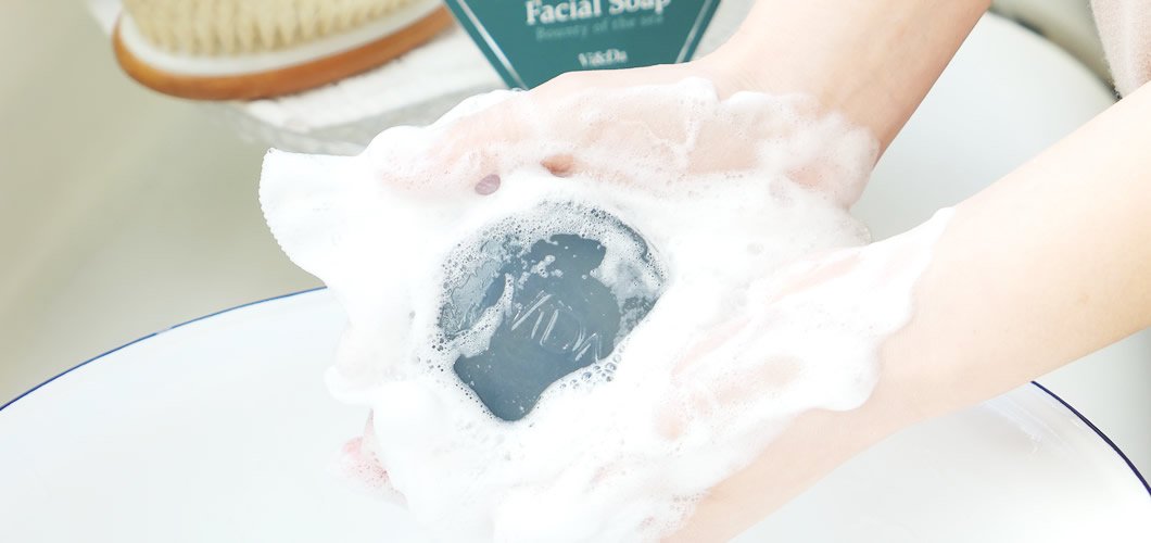 Thalasso Fucoidan Clay Cream Soap タラソ・フコイダン フェイシャルソープ 100g タラソフコイダン フェイシャルソープ 鉄腕ダッシュ 鉄腕DASH ぬるぬる ヌルヌル ぬるぬる選手権 ヌメヌメ選手権 テレビ 海藻 もずく わかめ こんぶ 泥 洗顔 テレビ紹介 ミネラル ふこいだん ベントナイト ザ!鉄腕!DASH!!